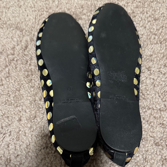 Black and Gold Polka Dot Ballet Flats - Picture 2 of 3